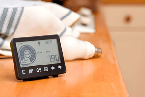 How Can Home Energy Monitors Track Electricity Usage?